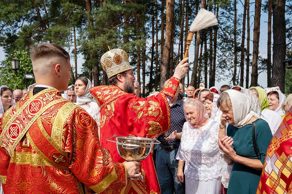 Епископ Бобруйский и Быховский Серафим возглавил престольное торжество в одноимённом храме города Бобруйска в день памяти пророка Илии