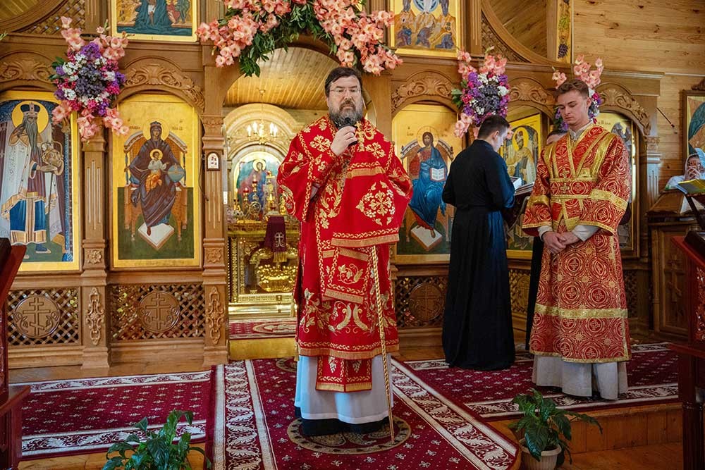 Епископ Бобруйский и Быховский Серафим возглавил престольное торжество в одноимённом храме города Бобруйска в день памяти пророка Илии