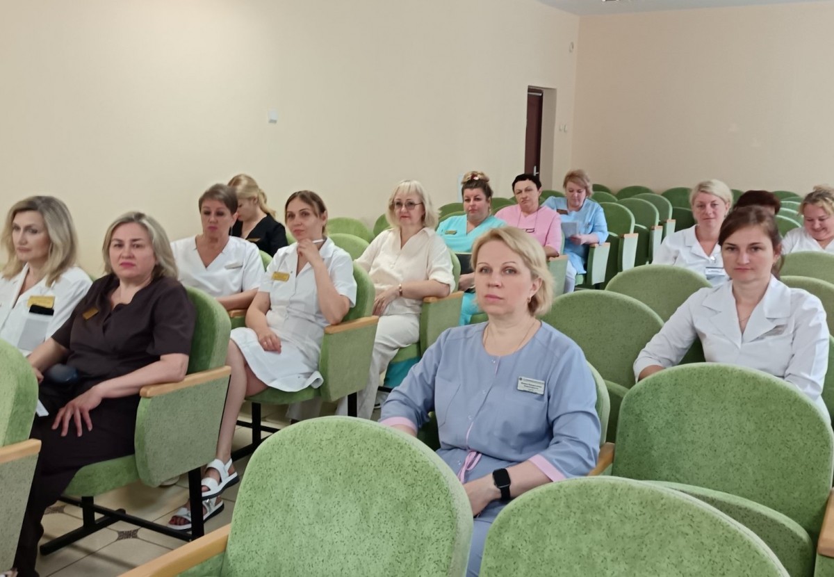 Обучение общественных инспекторов по охране труда прошло в Бобруйском родильном доме