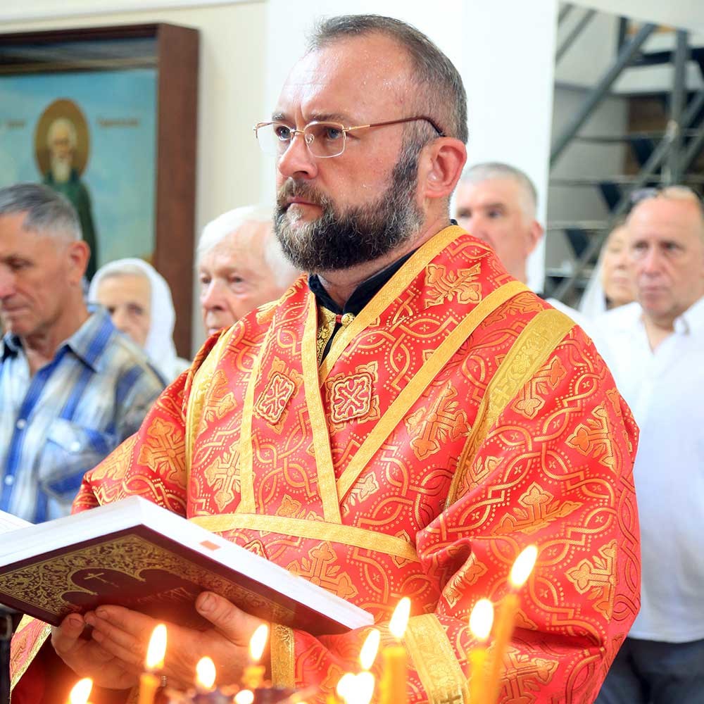 Епископ Бобруйский и Быховский Серафим возглавил престольный праздник в храме деревни Сычково в день памяти мучеников благоверных князей Бориса и Глеба