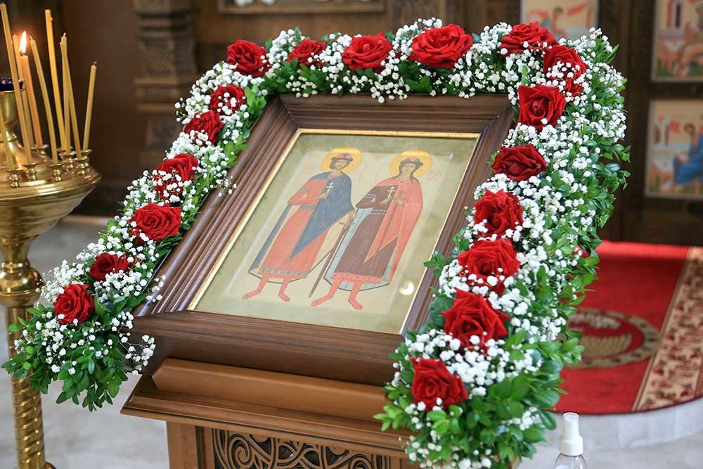 Епископ Бобруйский и Быховский Серафим возглавил престольный праздник в храме деревни Сычково в день памяти мучеников благоверных князей Бориса и Глеба