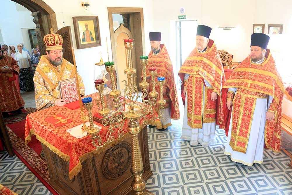 Епископ Бобруйский и Быховский Серафим возглавил престольный праздник в храме деревни Сычково в день памяти мучеников благоверных князей Бориса и Глеба