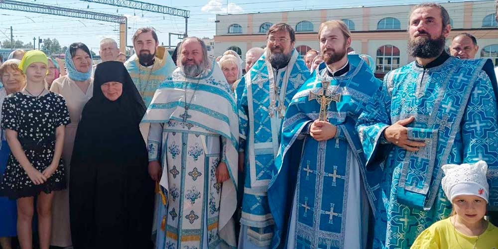 Епископ Бобруйский и Быховский Серафим возглавил престольный праздник в Прощанской пустыни в день памяти Смоленской иконы &laquo;Одигитрия&raquo;