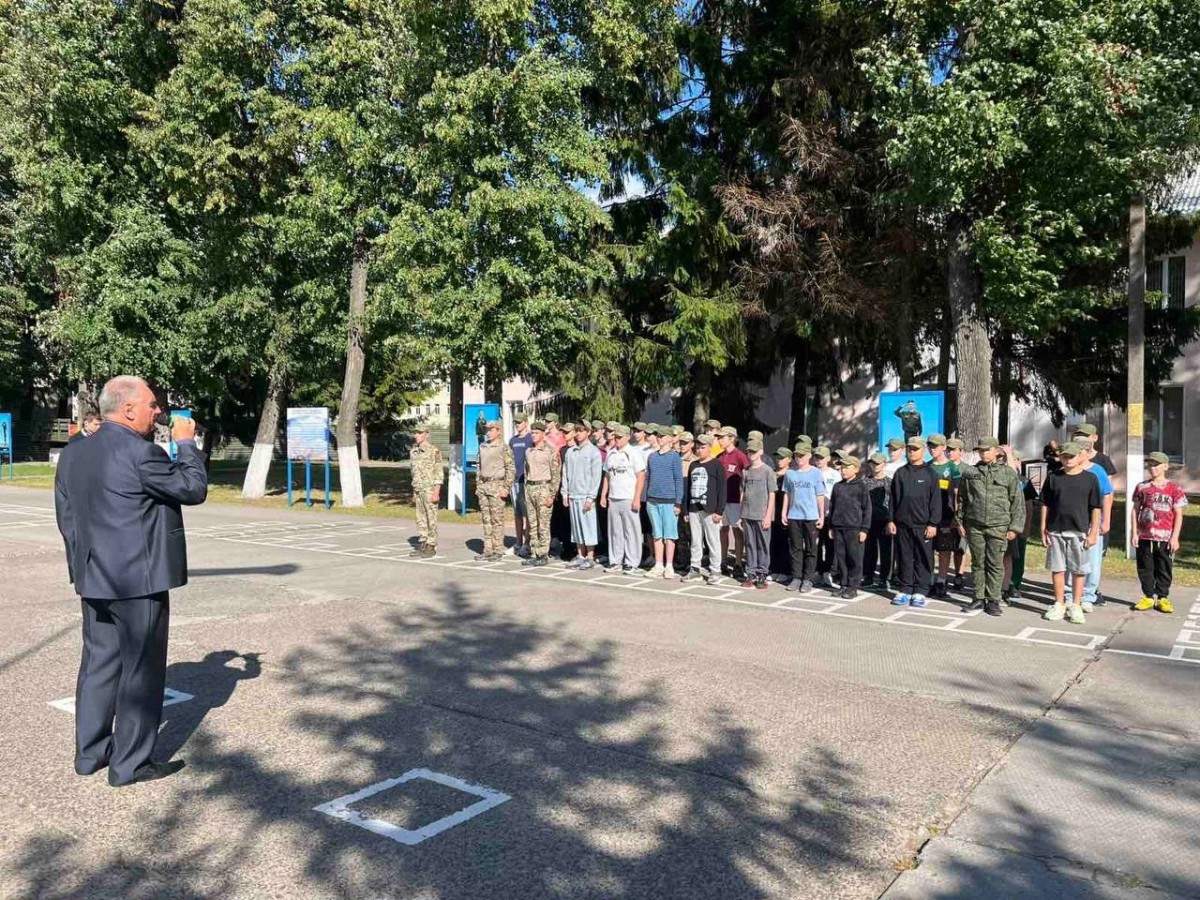 В Бобруйске на базе воинской части открылся военно-патриотический лагерь &laquo;Юный защитник&raquo;
