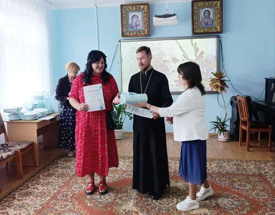 В Бобруйске наградили участников церковного конкурса-выставки &laquo;Цветы для Святой Елисаветы&raquo;