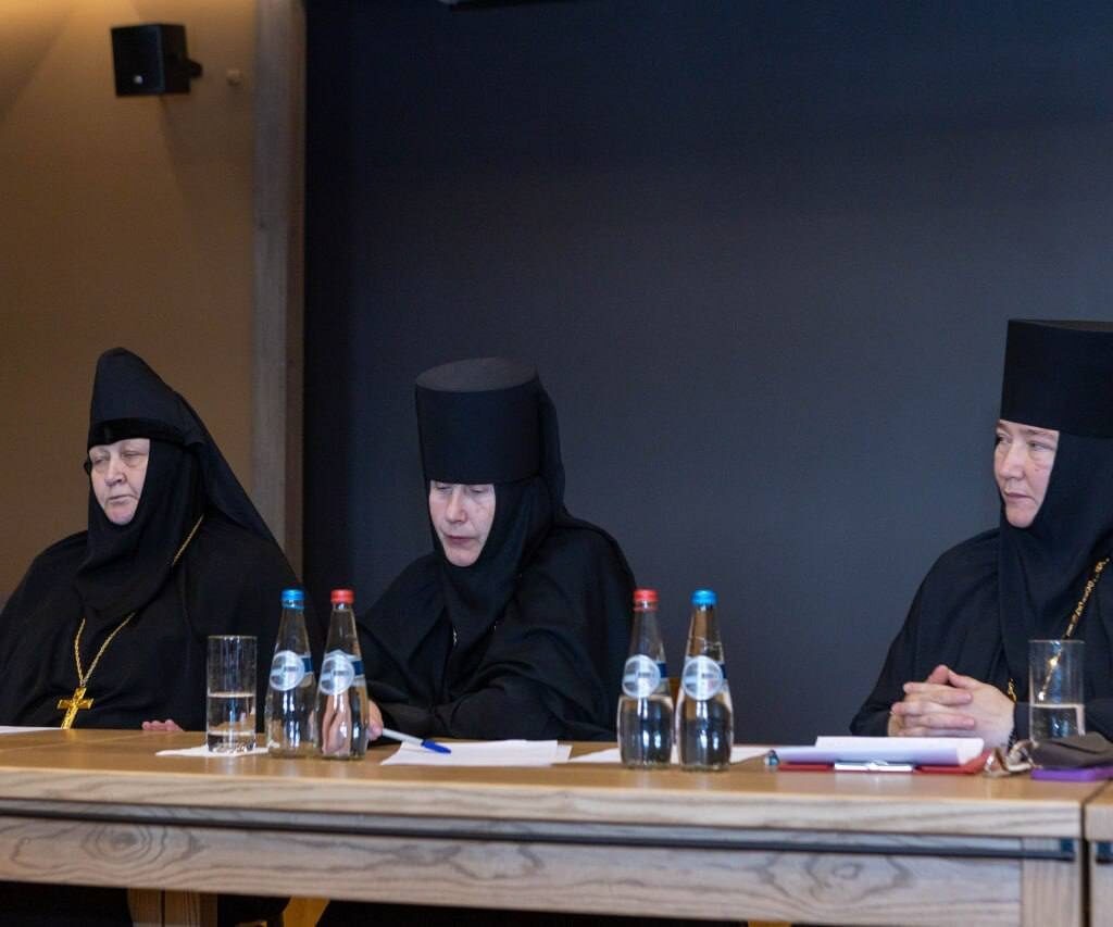 В Елисаветинском монастыре Минска прошёл круглый стол с участием игумении Бобруйской епархии