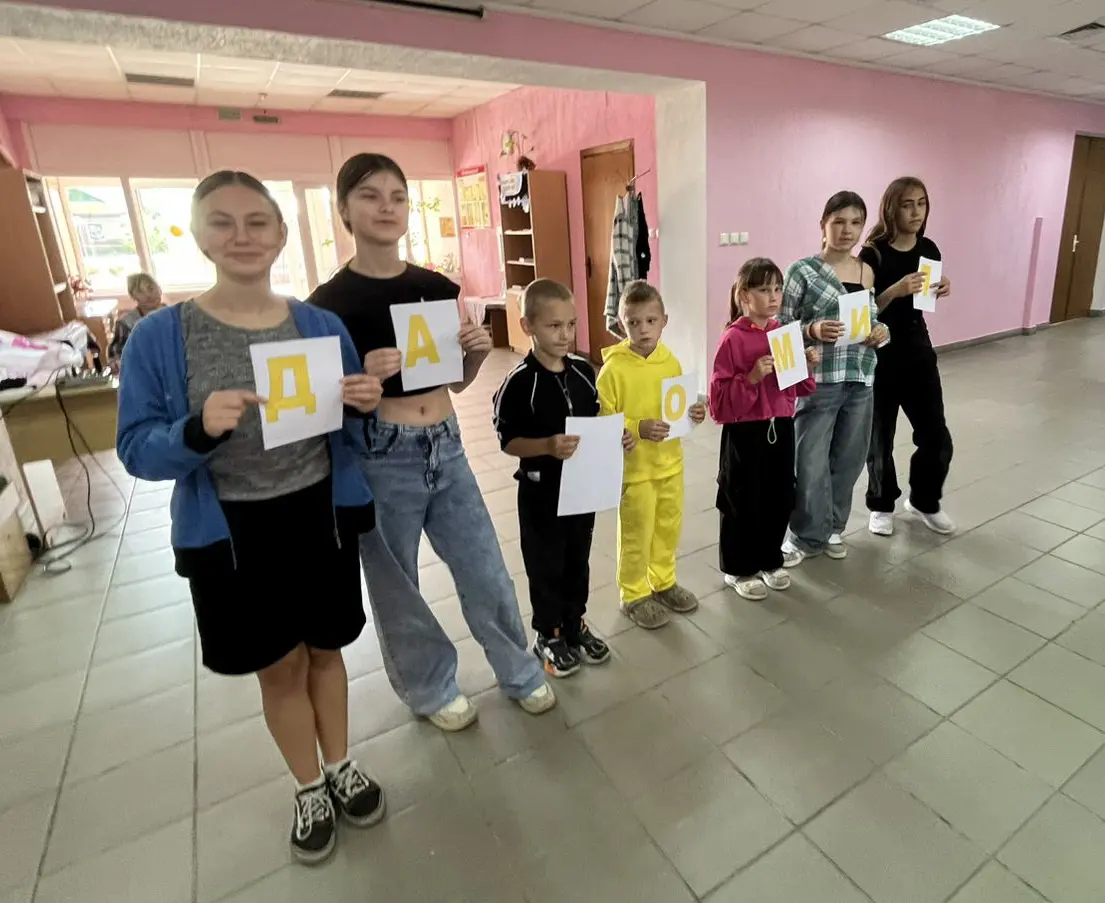 Лимонные костюмы, конкурсы и мастер-классы: в СДК Воротыни Бобруйского района прошла детская &laquo;Лимонадная вечеринка&raquo;