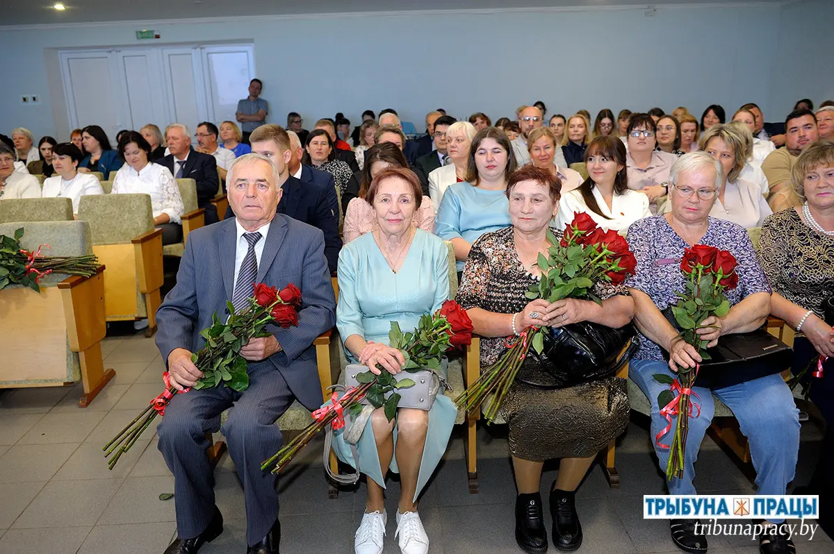 В современном формате к качественному результату: в Бобруйском районе прошла августовская конференция педагогов
