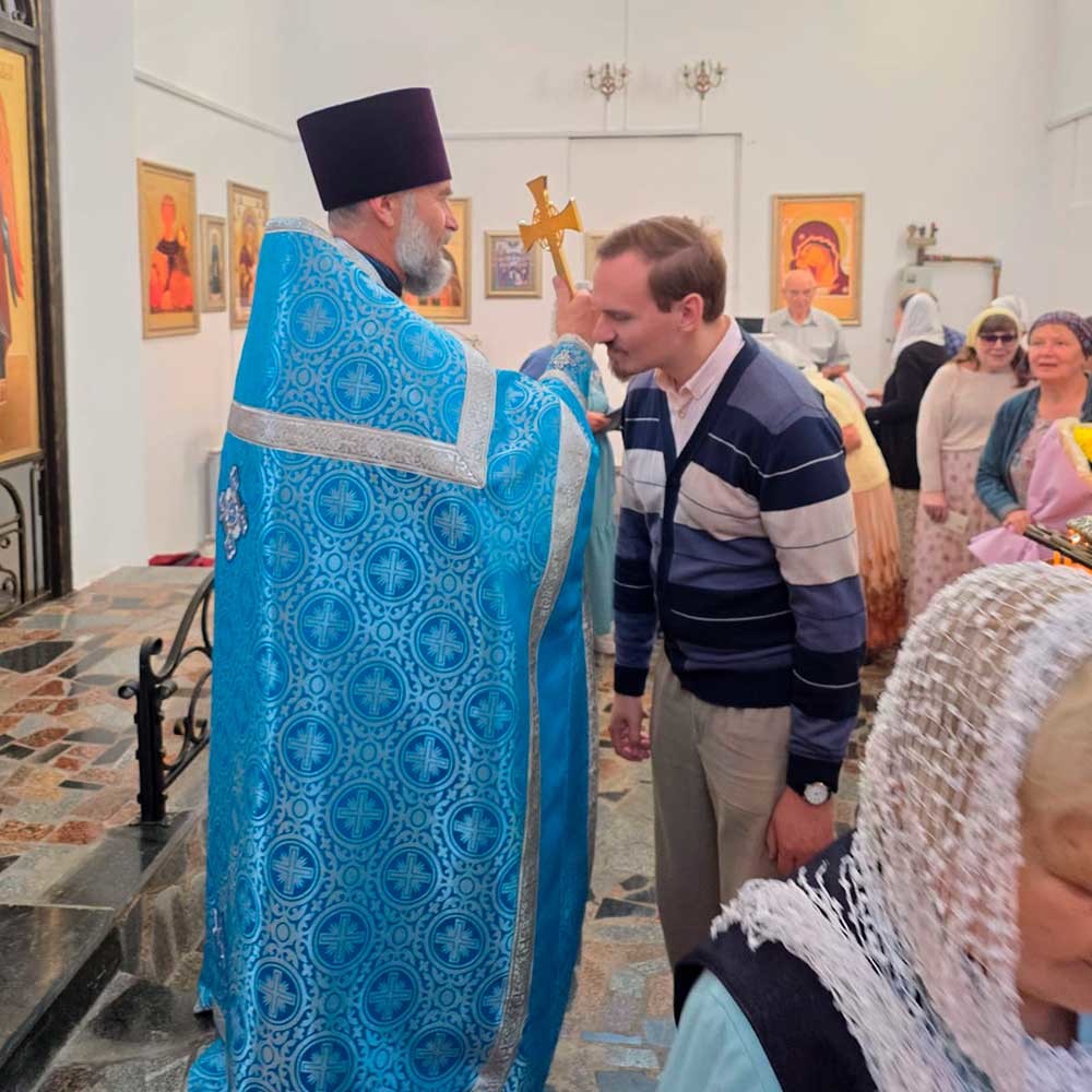 Епископ Бобруйский и Быховский Серафим совершил Божественную литургию в храме Святой Троицы агрогодка Мышковичи в день памяти иконы Божией Матери &laquo;Всецарица&raquo;