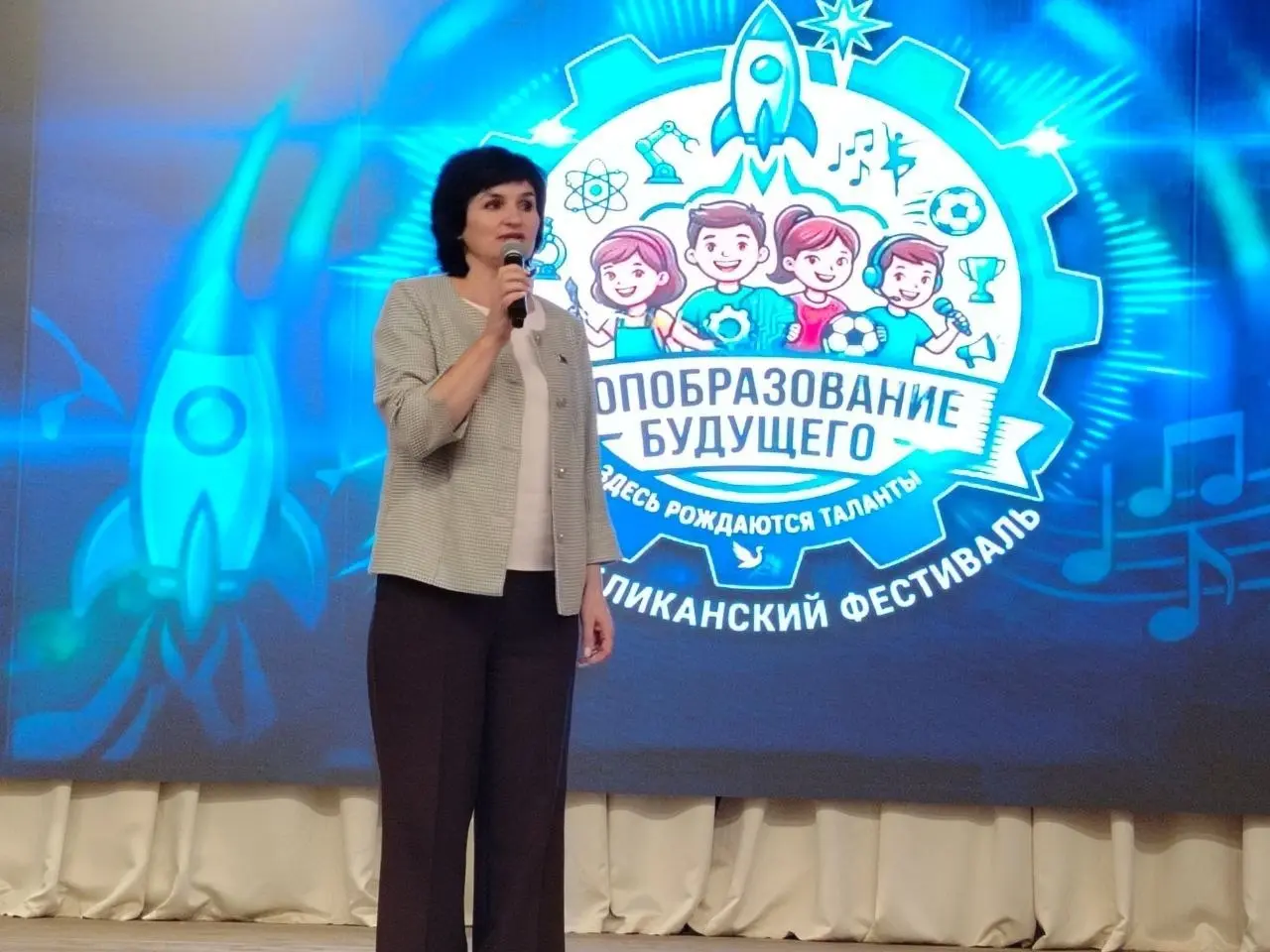 Музыка, игры и мастер-классы: в Бобруйском районе прошёл фестиваль дополнительного образования