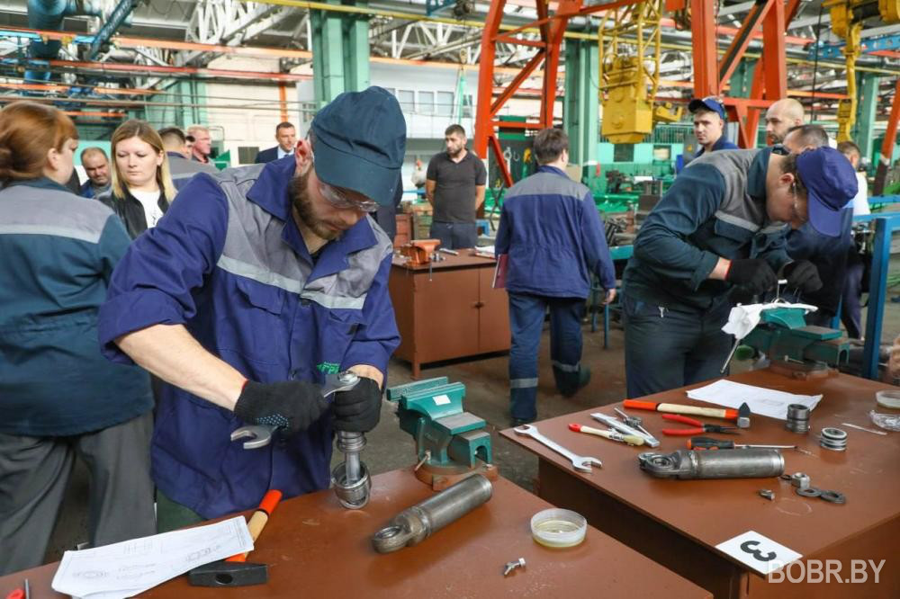 Профи в своем деле! На &laquo;Бобруйскагромаш&raquo; прошёл конкурс профессионального мастерства 