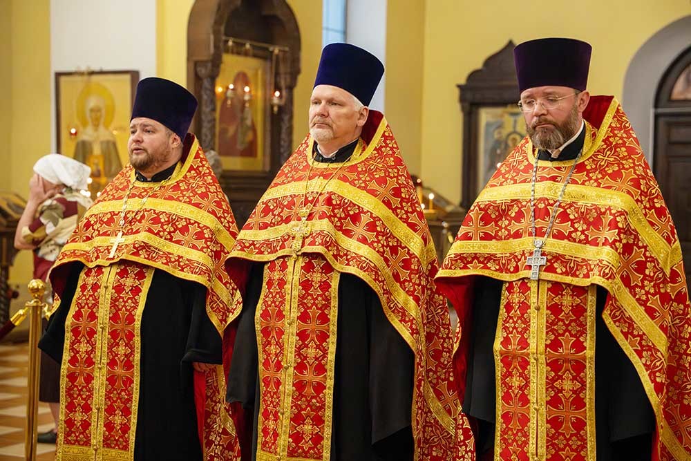 Епископ Бобруйский и Быховский Серафим совершил всенощное бдение в Бобруйском кафедральном соборе святителя Николая накануне дня Усекновения главы Иоанна Предтечи