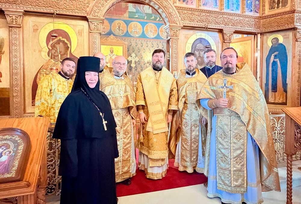 Епископ Бобруйский и Быховский Серафим возглавил литургию в городе-побратиме Наро-Фоминске и принял участие в фестивале православной культуры &laquo;Берег&raquo;