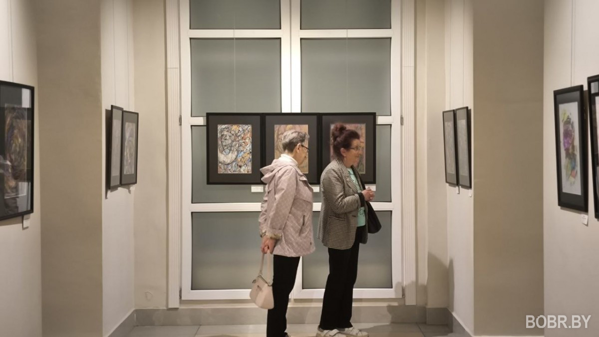 &laquo;Большие сказки для маленькой Тани&raquo;: в Бобруйске открылась выставка Татьяны Гершгориной