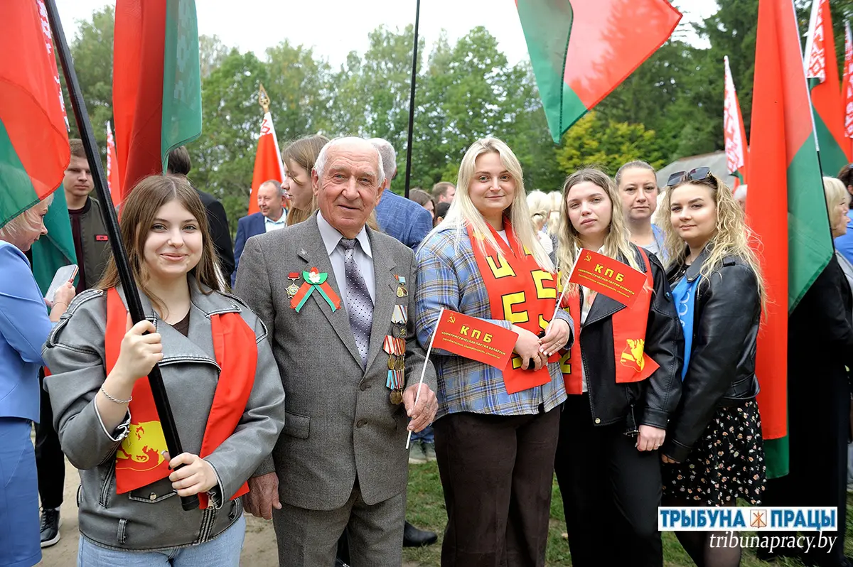День народного единства в Бобруйском районе: квесты, концерты, спартакиада и чаепитие
