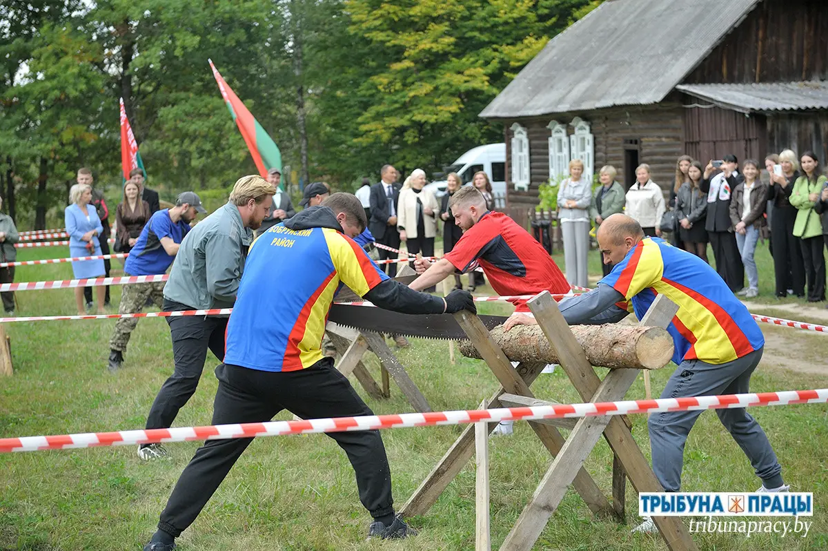 День народного единства в Бобруйском районе: квесты, концерты, спартакиада и чаепитие