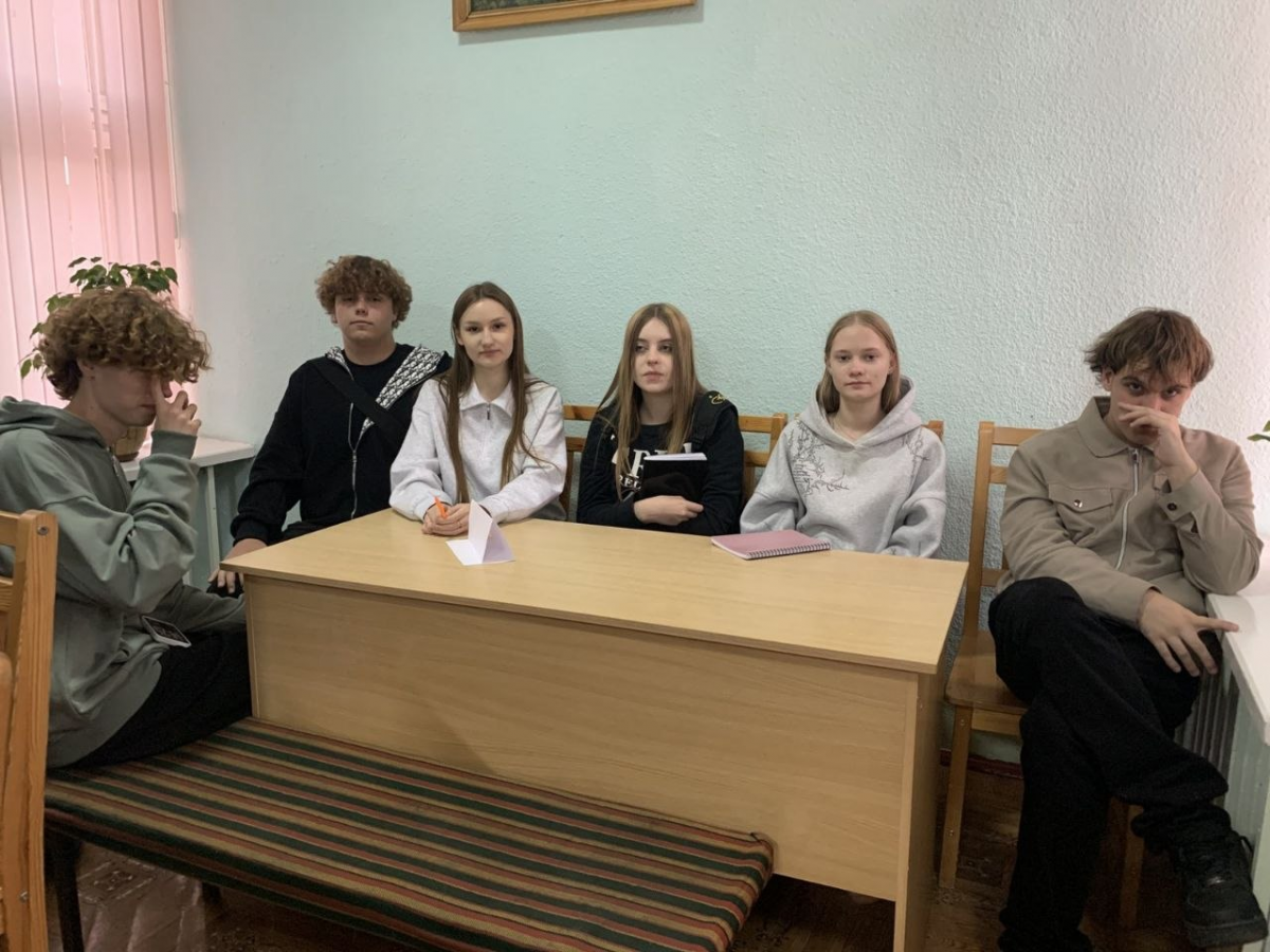 Учаники Бобруйского лесотехнического колледжа прошли квиз по истории и географии родного города