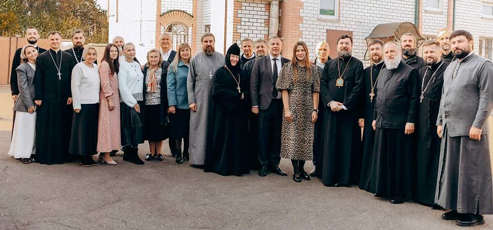 Епископ Бобруйский и Быховский Серафим возглавил престольное торжество в Николо-Софийском храме в день памяти Веры, Надежды и Любови.