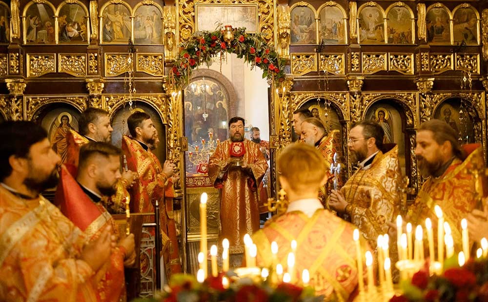 Епископ Бобруйский и Быховский Серафим возглавил престольное торжество в Николо-Софийском храме в день памяти Веры, Надежды и Любови.
