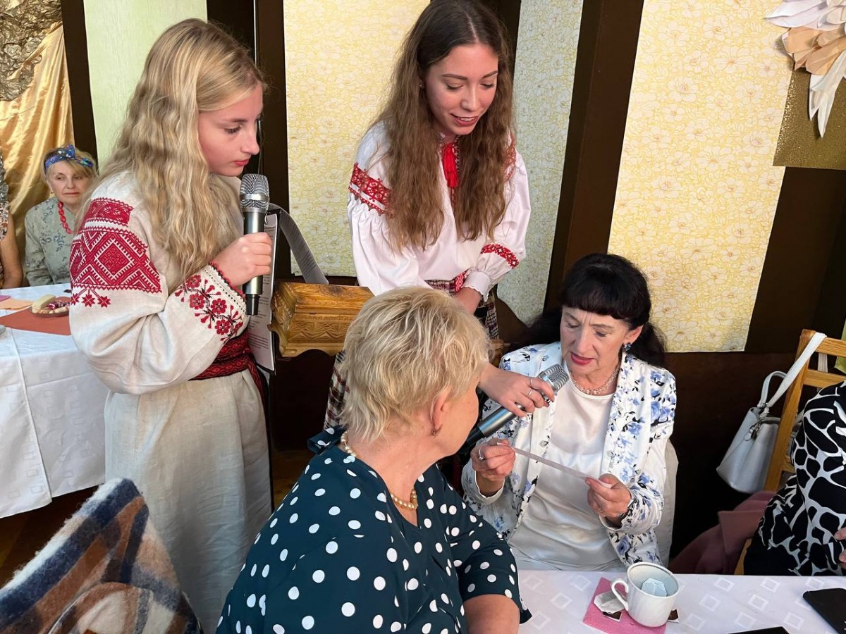 В Бобруйске прошла праздничная встреча творческих коллективов &laquo;От истоков до наших дней&raquo;