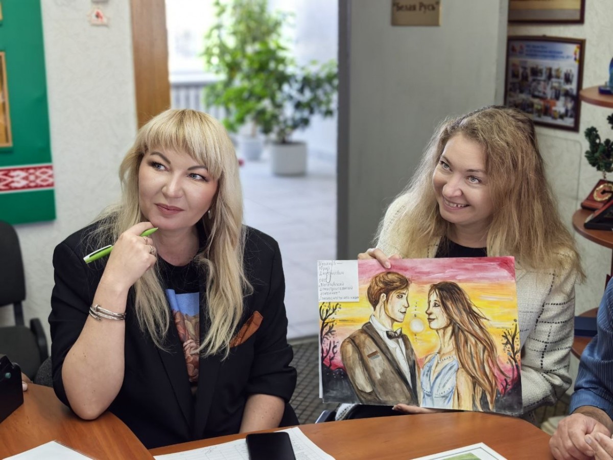 Бобруйчанки Елизавета Лаптева и Анна Аникеенко &mdash; призёры конкурса &laquo;Спасибо, что ты есть у меня&raquo;