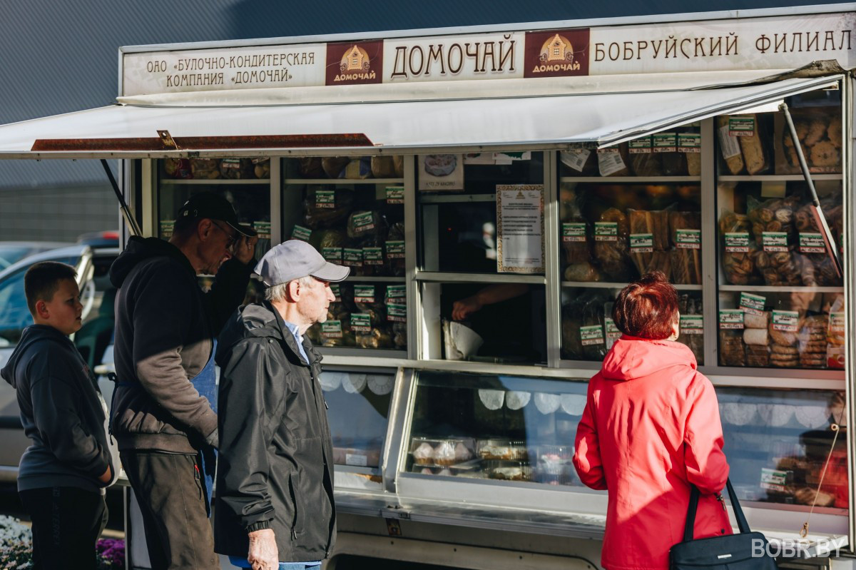 &laquo;Золотая осень&raquo; на Горького: бобруйчане запасаются впрок, а цены на овощи радуют