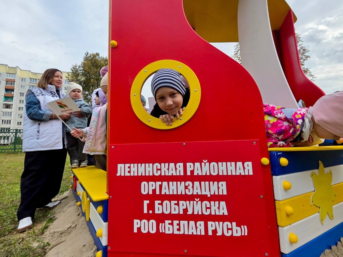 В Бобруйске открыли арт-объект &laquo;Кораблик в будущее&raquo; для воспитанников детсада №4