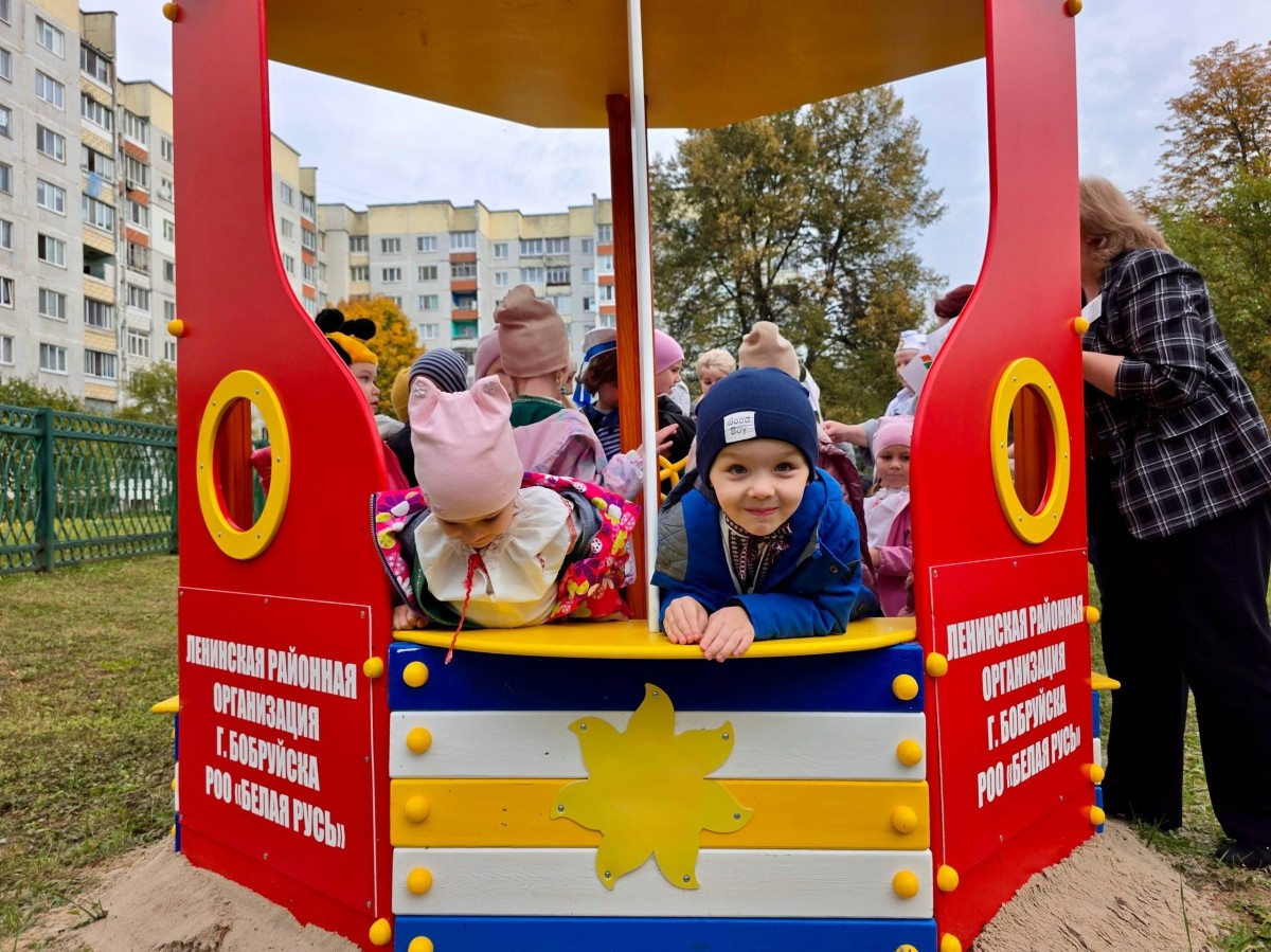 В Бобруйске открыли арт-объект &laquo;Кораблик в будущее&raquo; для воспитанников детсада №4