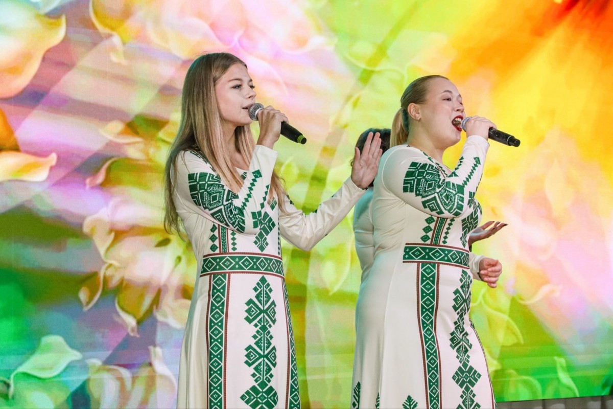 Праздник тех, кто зажигает сердца: в Бобруйском районе прошёл праздник &laquo;Созвездие вдохновения&raquo;, посвящённый Дню работников культуры