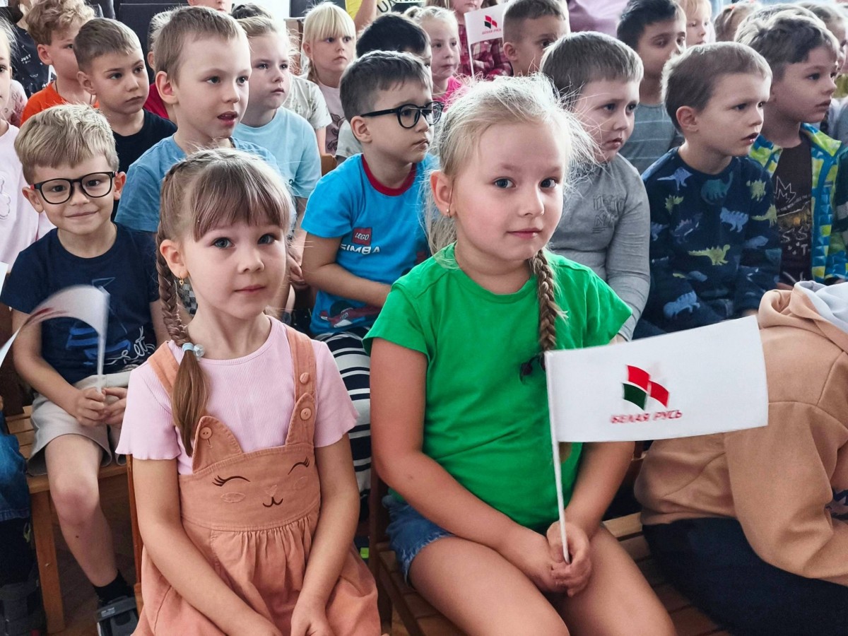 Бобруйским малышам показали &laquo;Волчок&raquo;: в детсаду №6 устроили праздник отечественной анимации