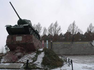 Мемориал боевой славы в честь танкистов – днепровцев