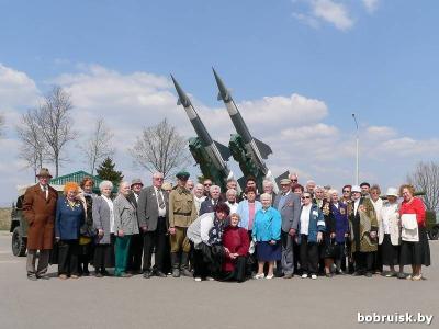 Подвиг народа бессмертен